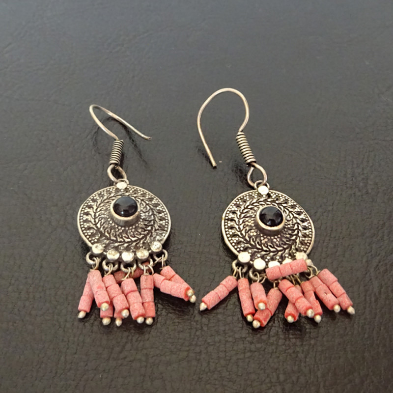 boucles d'oreilles d'inspiration Ethnique